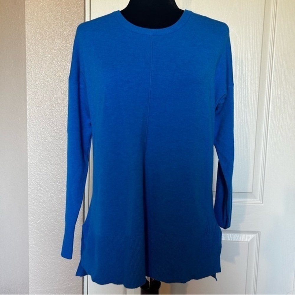 Staccato Blue Crew Neck Sweater Size Small‎